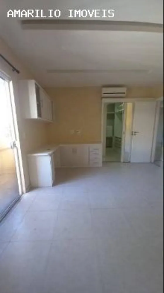 Casa, 4 quartos, 210 m² - Foto 4