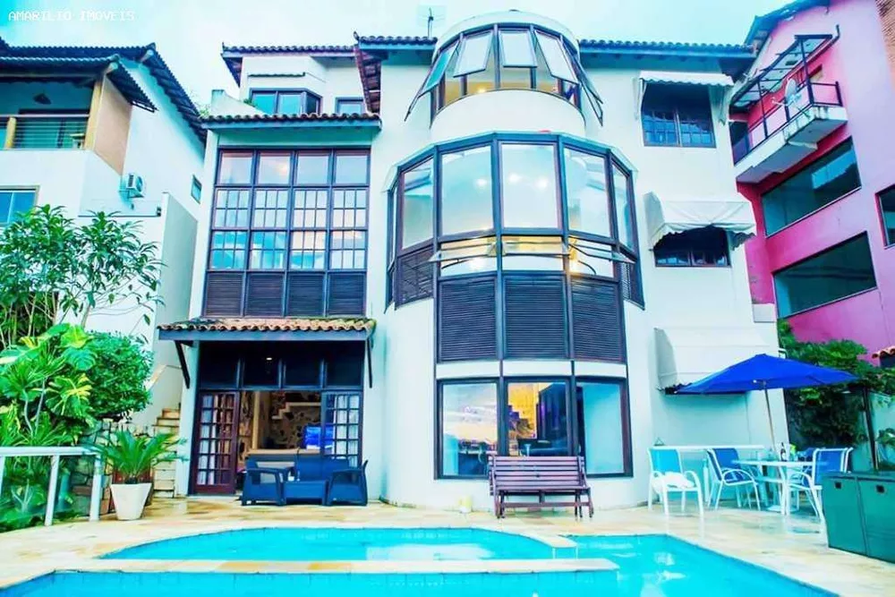 Casa, 5 quartos, 300 m² - Foto 1