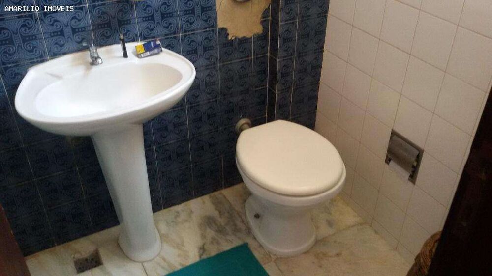 Casa à venda com 3 quartos, 360m² - Foto 7