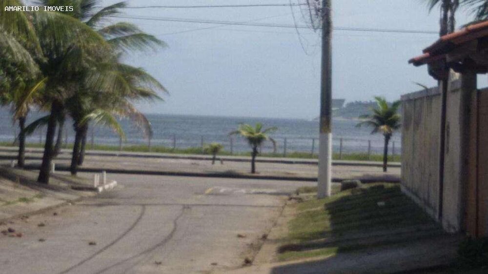 Casa à venda com 3 quartos, 360m² - Foto 1