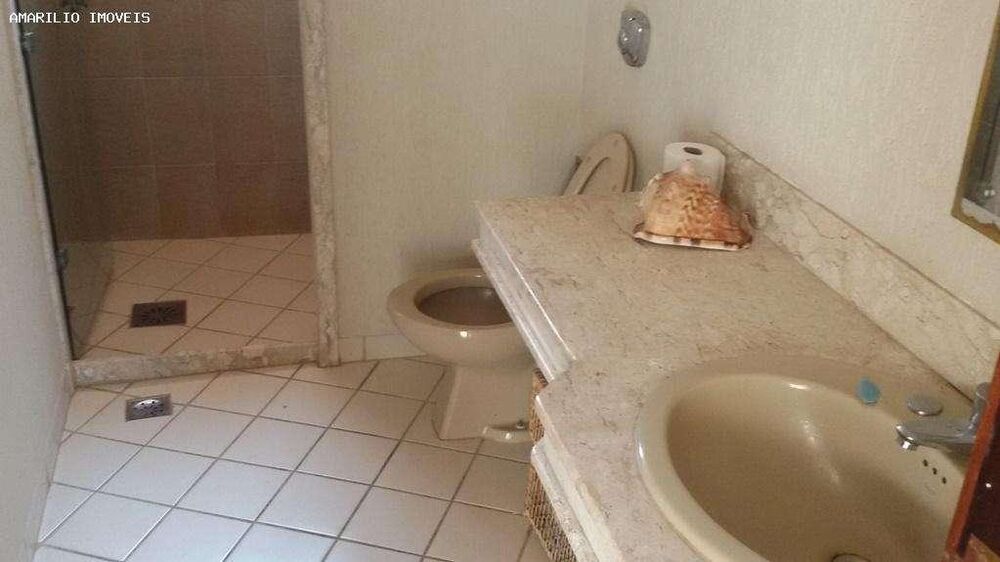Casa à venda com 3 quartos, 360m² - Foto 4