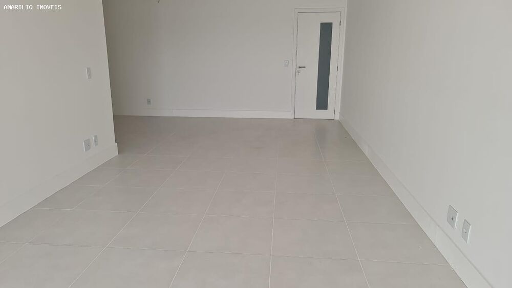 Apartamento à venda com 4 quartos - Foto 2