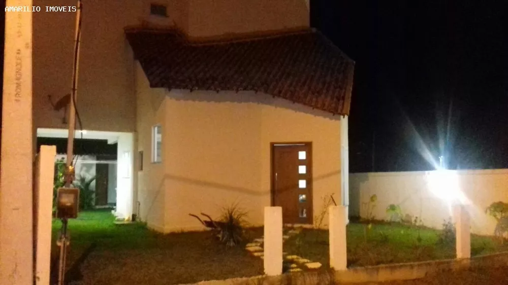 Casa, 3 quartos, 105 m² - Foto 1