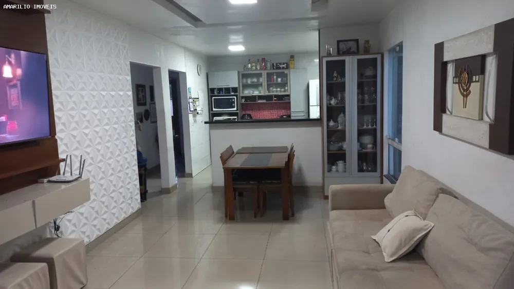 Casa, 3 quartos, 213 m² - Foto 3