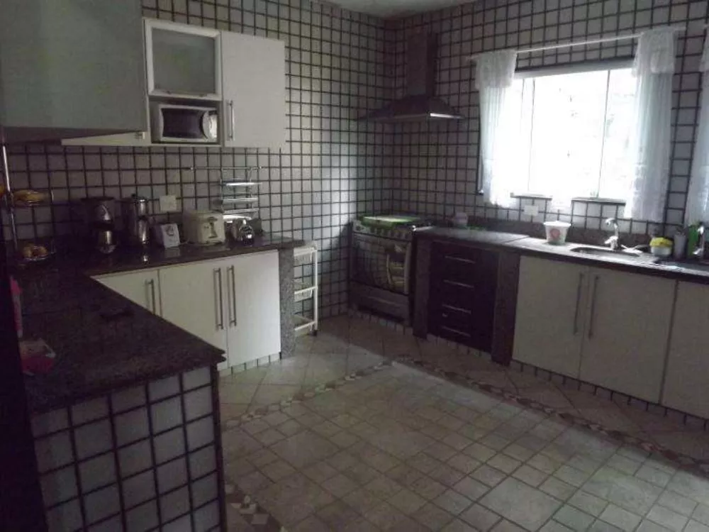 Casa, 4 quartos, 600 m² - Foto 8