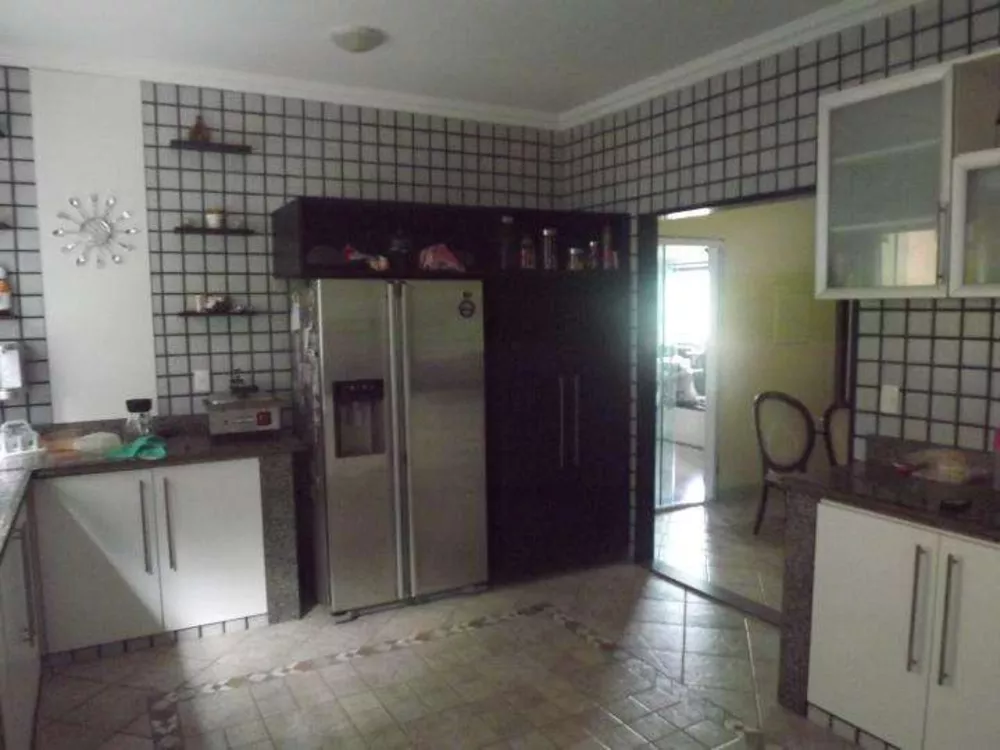 Casa, 4 quartos, 600 m² - Foto 9