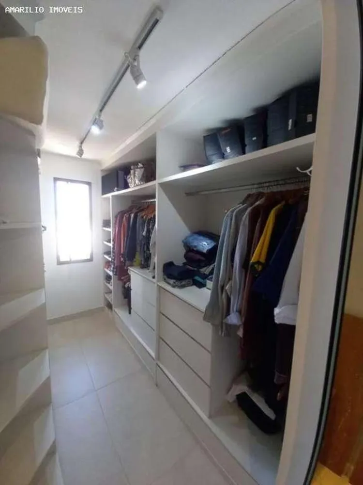 Casa, 3 quartos, 217 m² - Foto 2