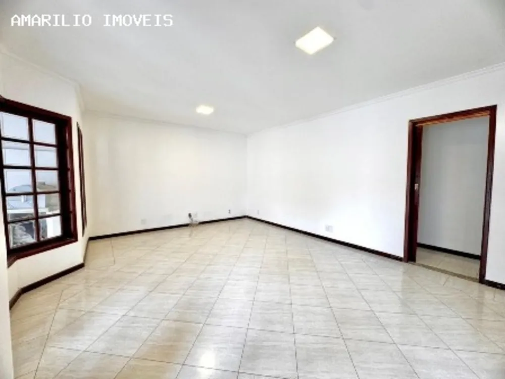 Casa, 4 quartos, 120 m² - Foto 1