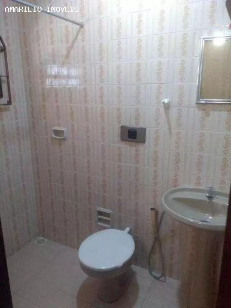 Casa, 2 quartos, 225 m² - Foto 8