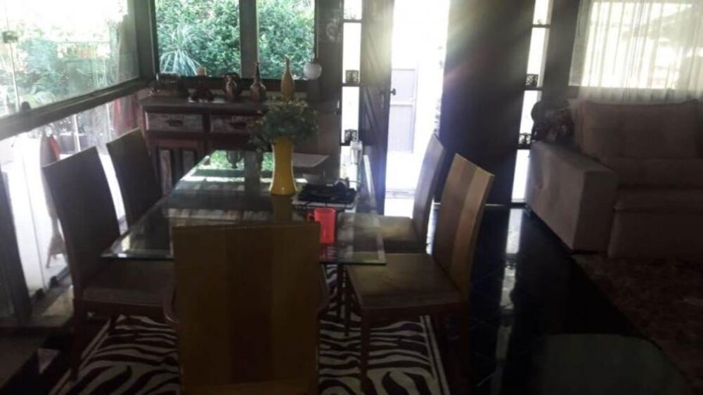 Casa, 6 quartos, 250 m² - Foto 3