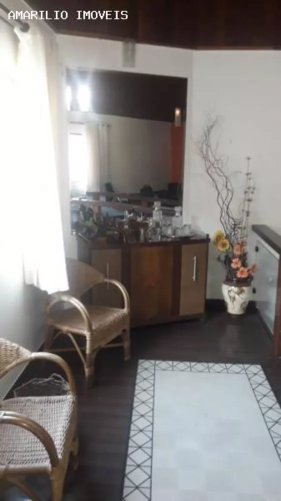 Casa, 6 quartos, 250 m² - Foto 14