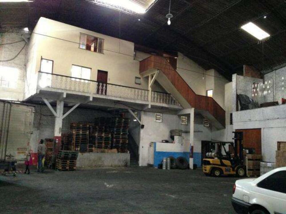 Depósito-Galpão-Armazém à venda, 800m² - Foto 1