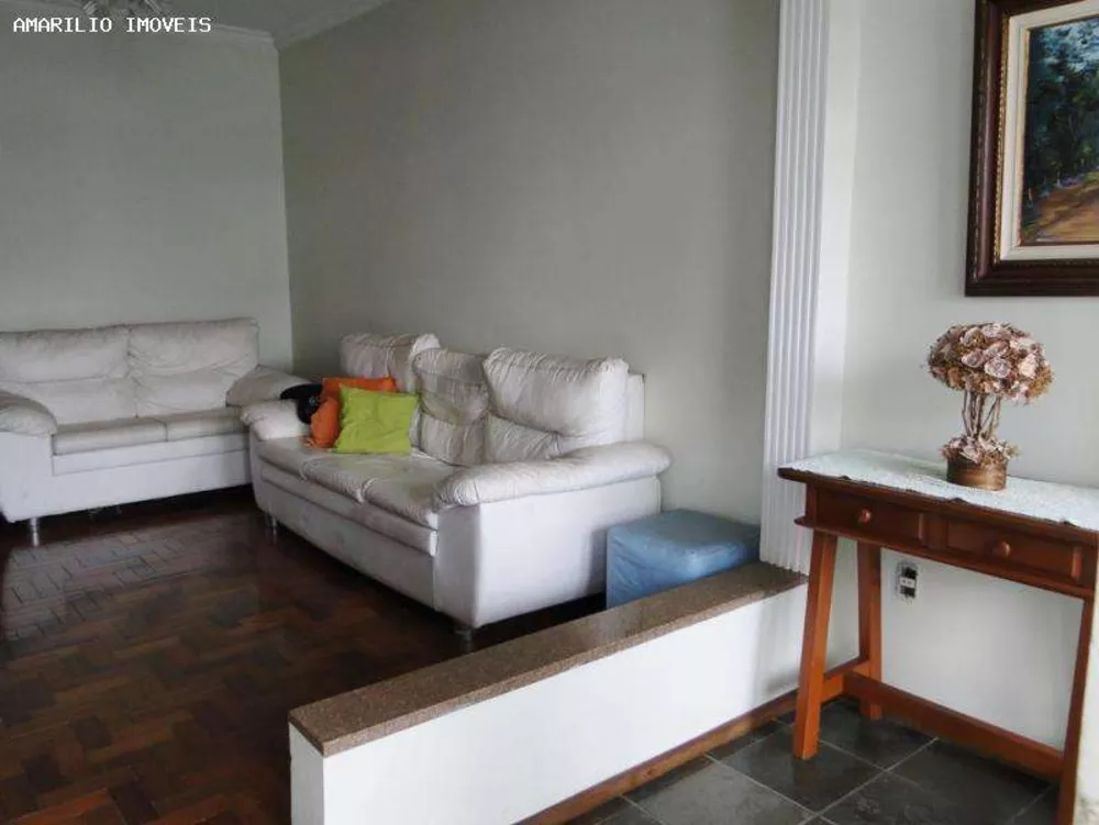 Casa, 6 quartos, 250 m² - Foto 6