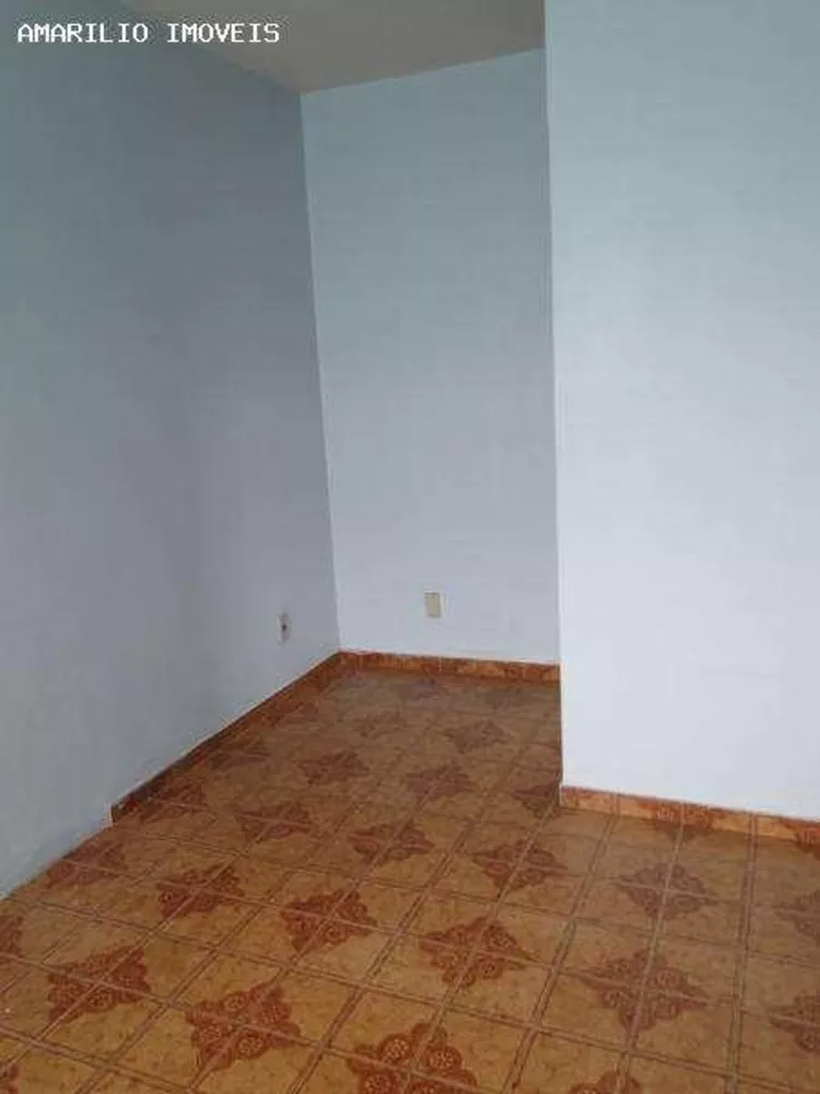 Casa, 6 quartos, 250 m² - Foto 14