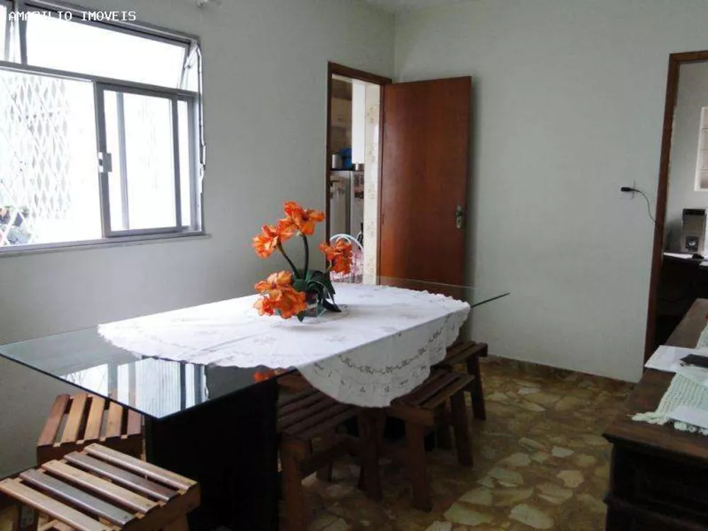 Casa, 6 quartos, 250 m² - Foto 8