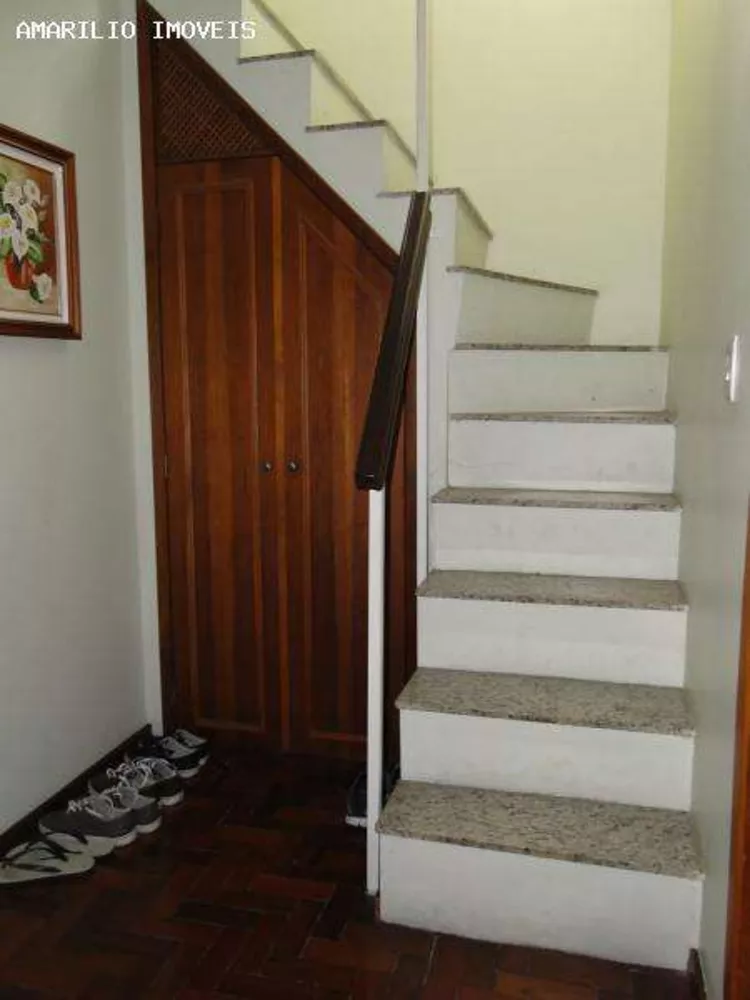 Casa, 6 quartos, 250 m² - Foto 19