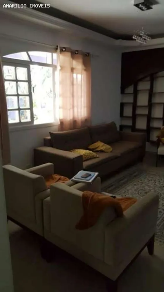 Casa, 2 quartos, 227 m² - Foto 3