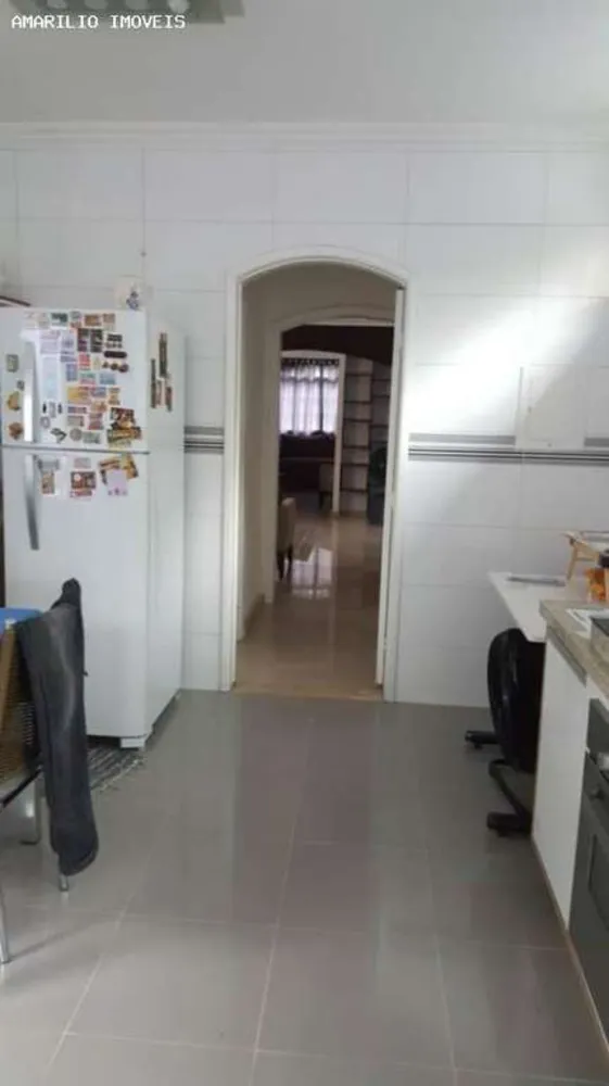 Casa, 2 quartos, 227 m² - Foto 8