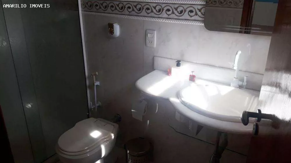 Casa, 4 quartos, 254 m² - Foto 9