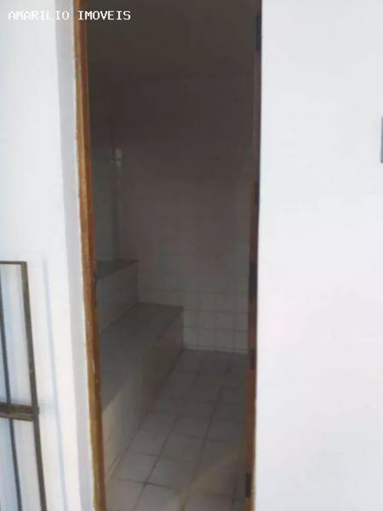Casa, 2 quartos, 230 m² - Foto 28