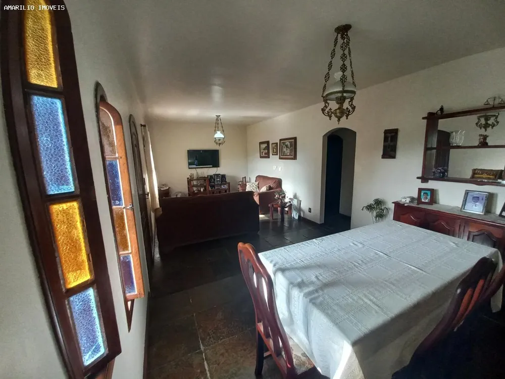 Casa, 3 quartos, 200 m² - Foto 2