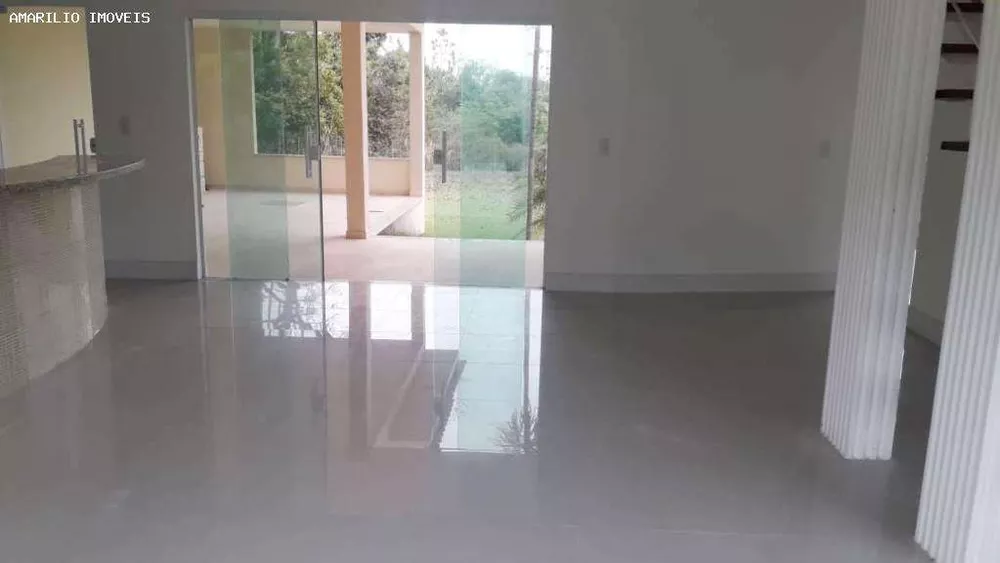 Casa, 4 quartos, 240 m² - Foto 21