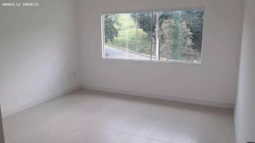 Casa, 4 quartos, 240 m² - Foto 16