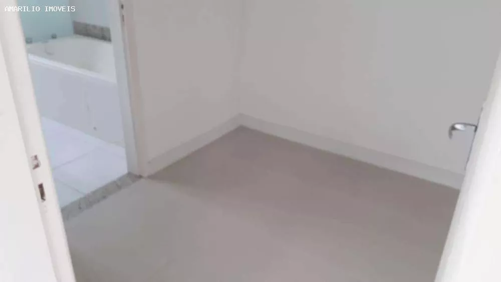Casa, 4 quartos, 240 m² - Foto 2