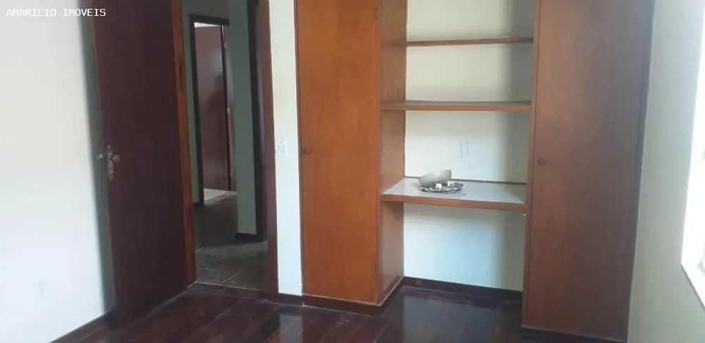 Casa, 3 quartos, 220 m² - Foto 11