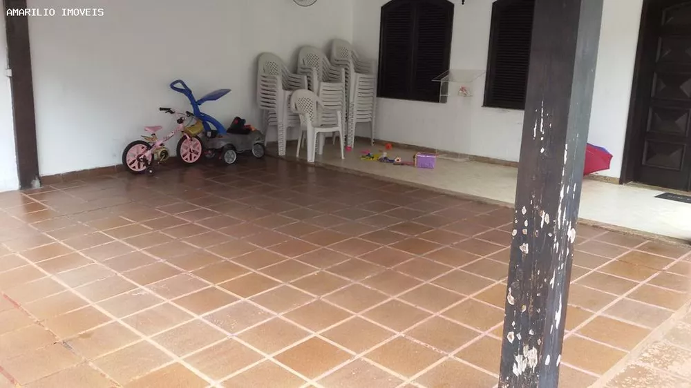 Casa, 4 quartos, 166 m² - Foto 2