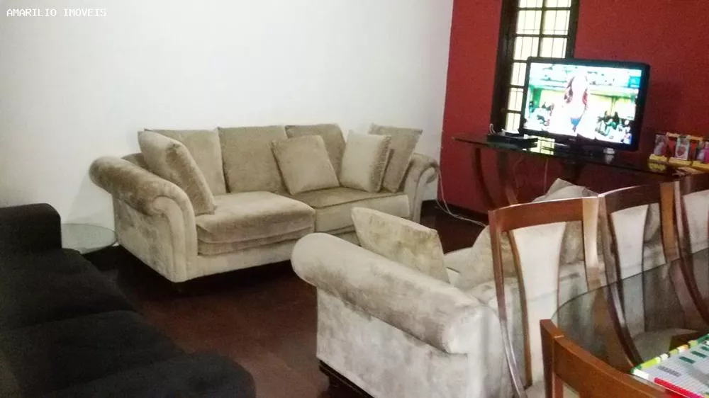 Casa, 4 quartos, 166 m² - Foto 5