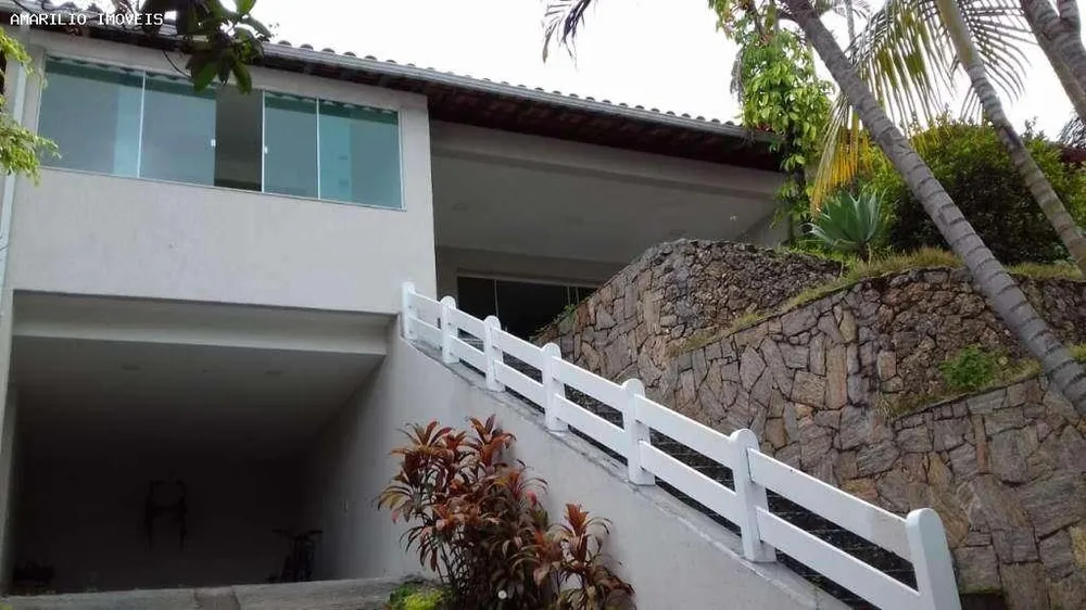 Casa, 3 quartos, 202 m² - Foto 1
