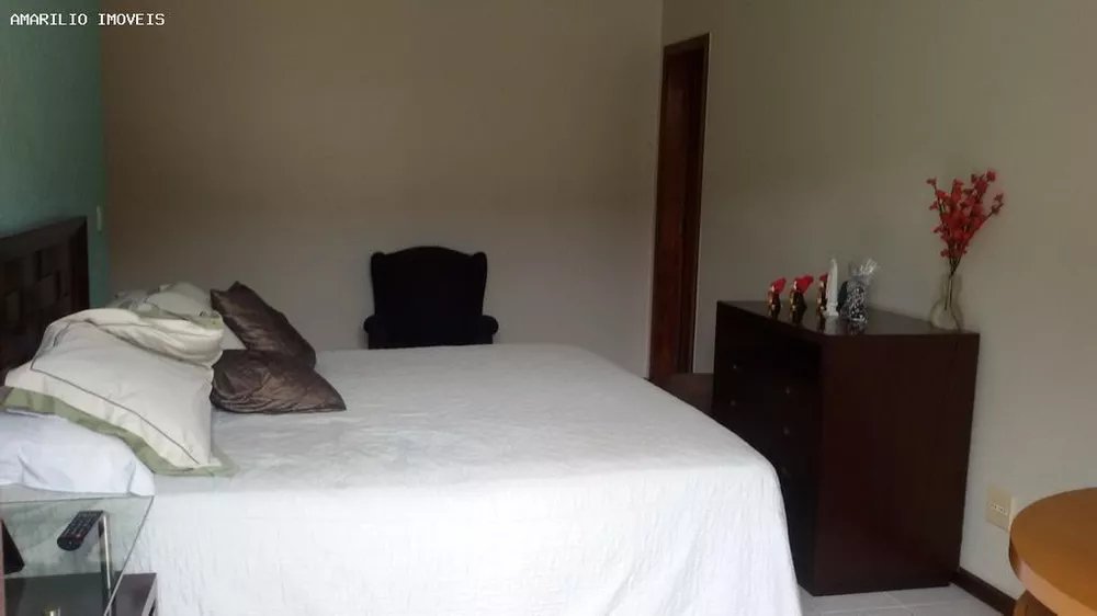 Casa, 3 quartos, 249 m² - Foto 16
