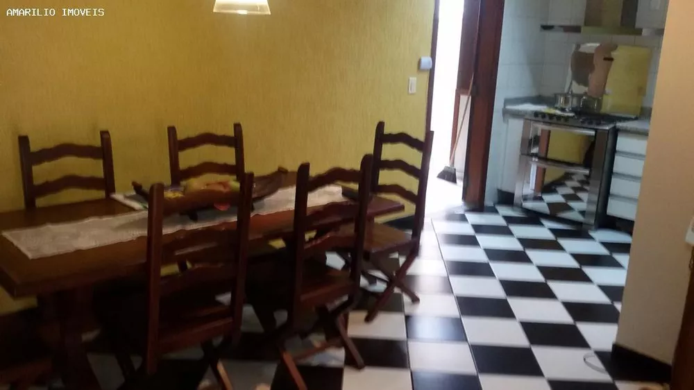 Casa, 3 quartos, 249 m² - Foto 23