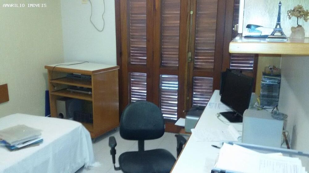 Casa, 3 quartos, 249 m² - Foto 13