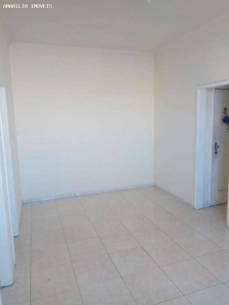 Apartamento à venda com 3 quartos - Foto 2
