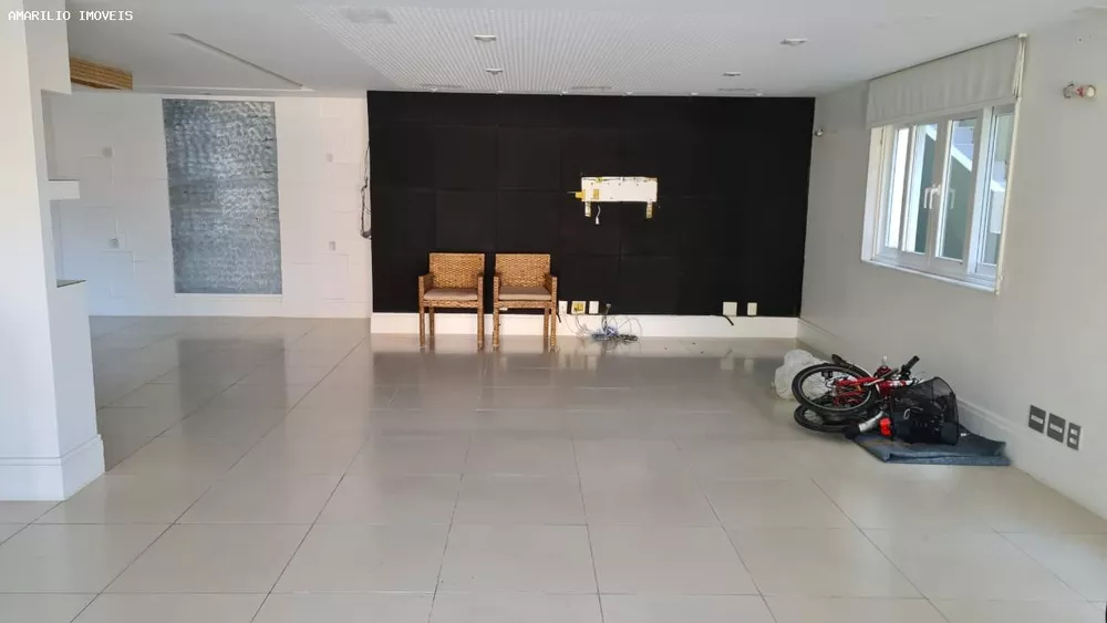 Casa à venda com 6 quartos, 800m² - Foto 4