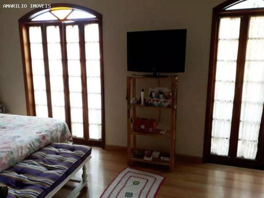 Casa, 3 quartos, 136 m² - Foto 3