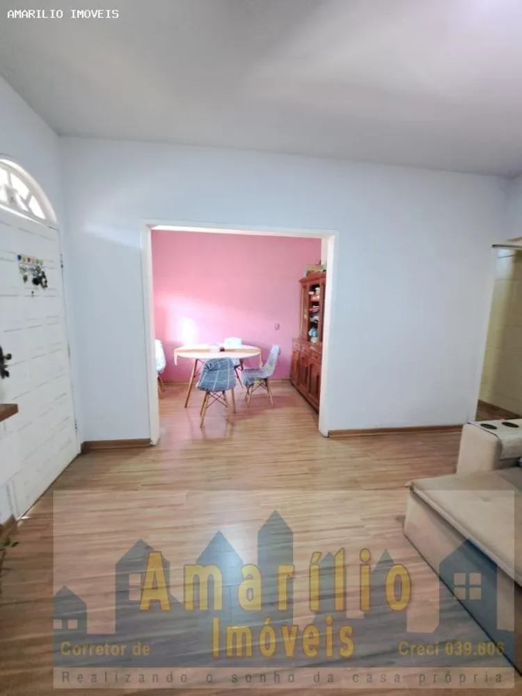 Casa, 3 quartos, 180 m² - Foto 1