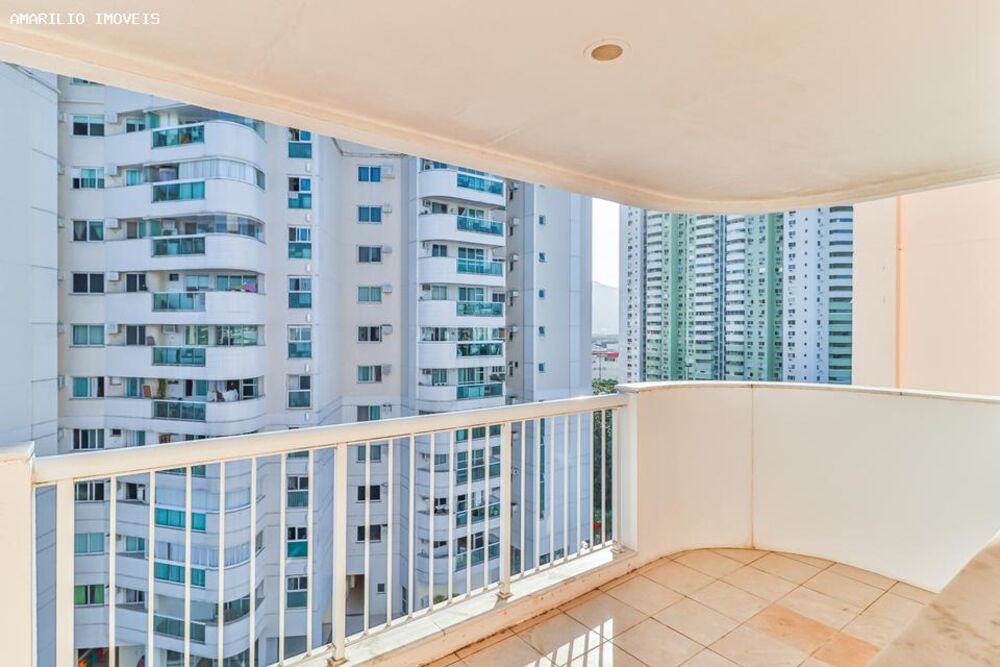 Apartamento à venda com 3 quartos, 82m² - Foto 2