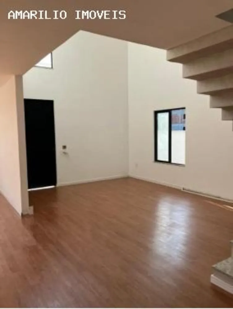 Casa, 4 quartos, 208 m² - Foto 3