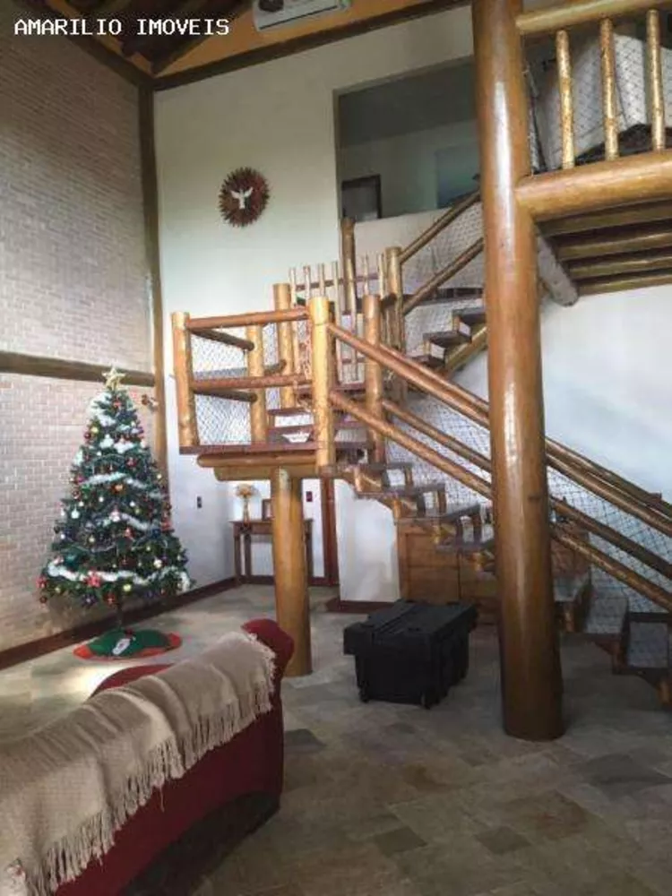 Casa, 4 quartos, 358 m² - Foto 3