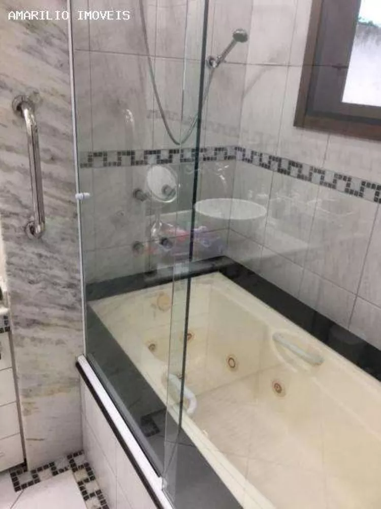 Casa, 4 quartos, 358 m² - Foto 27