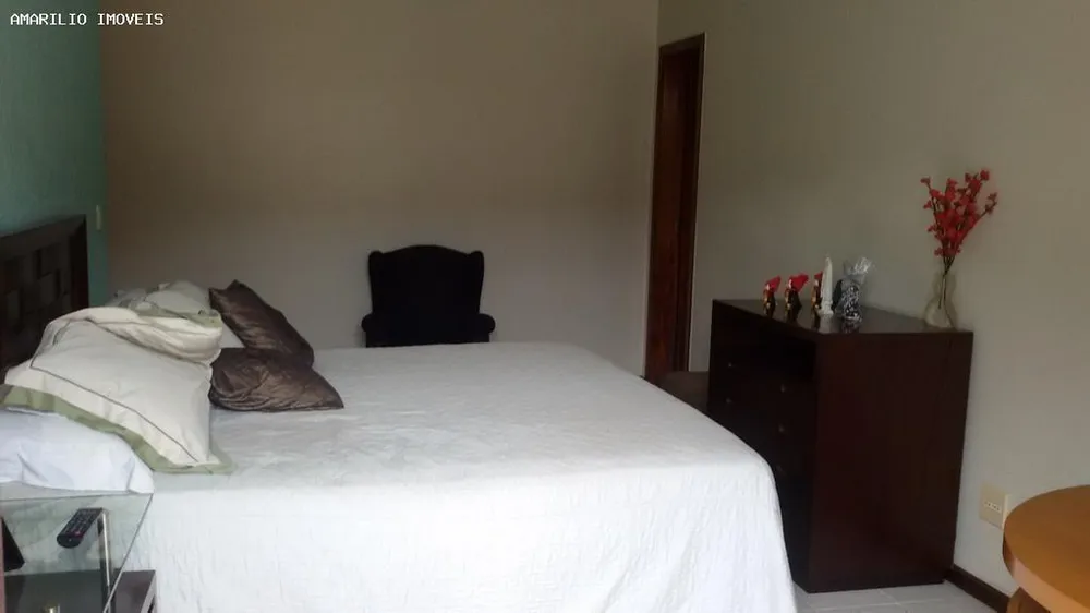 Casa, 3 quartos, 249 m² - Foto 16