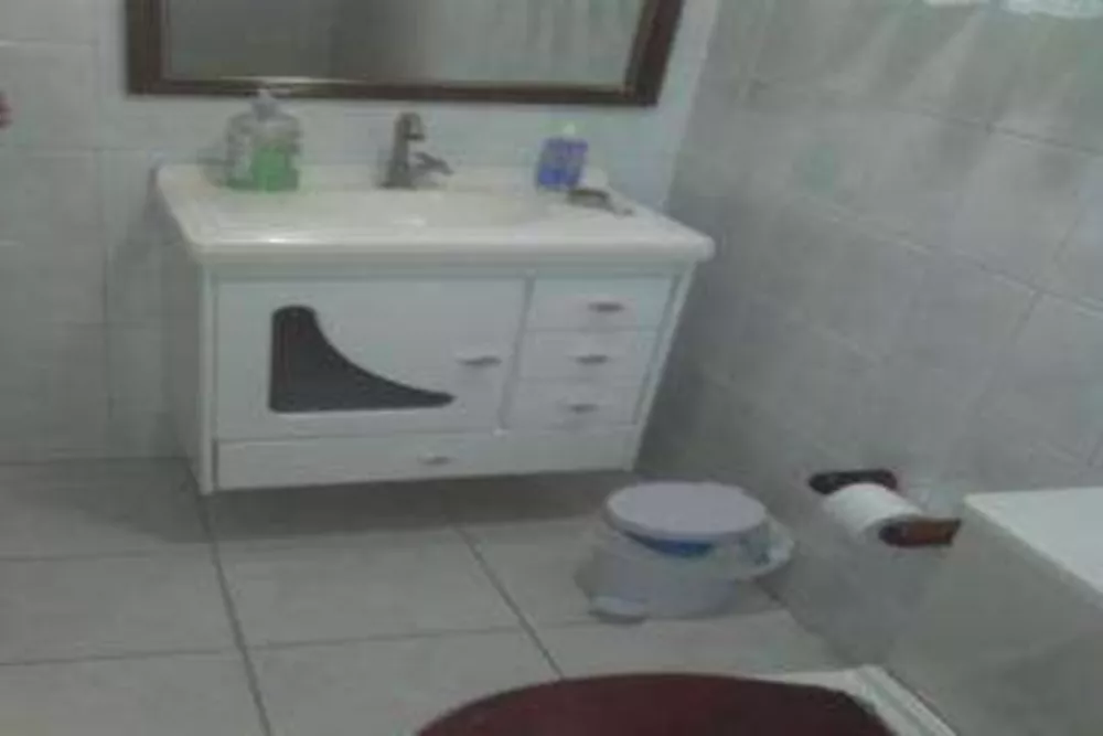 Chácara à venda com 3 quartos, 200m² - Foto 5