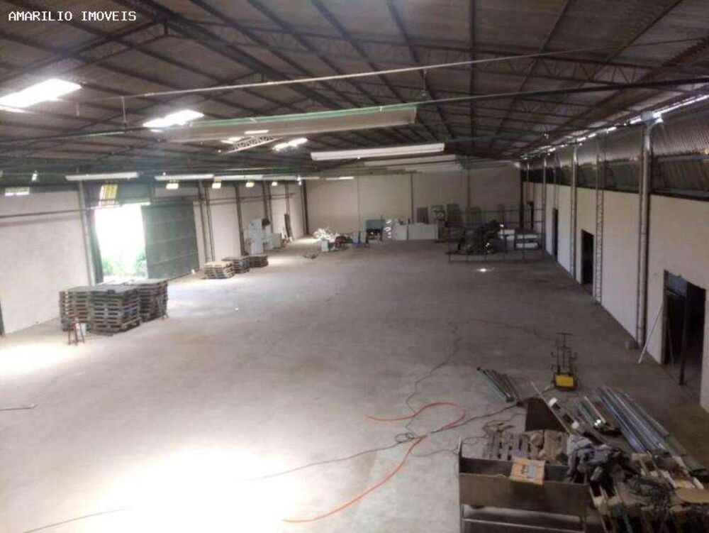 Depósito-Galpão, 1400 m² - Foto 1