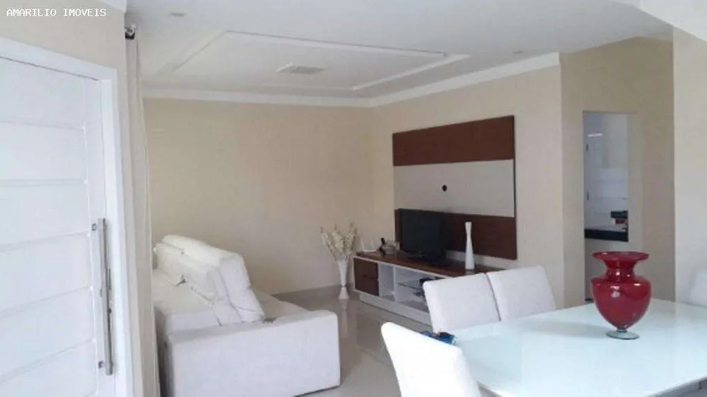 Casa, 3 quartos, 200 m² - Foto 2