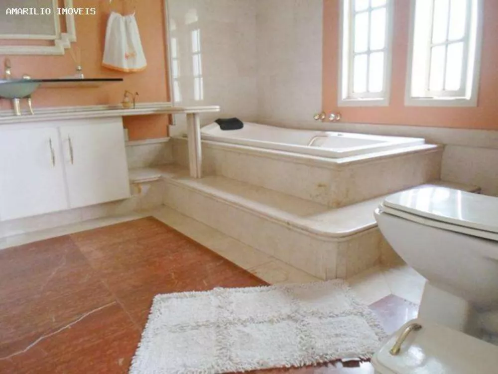 Casa, 3 quartos, 288 m² - Foto 2