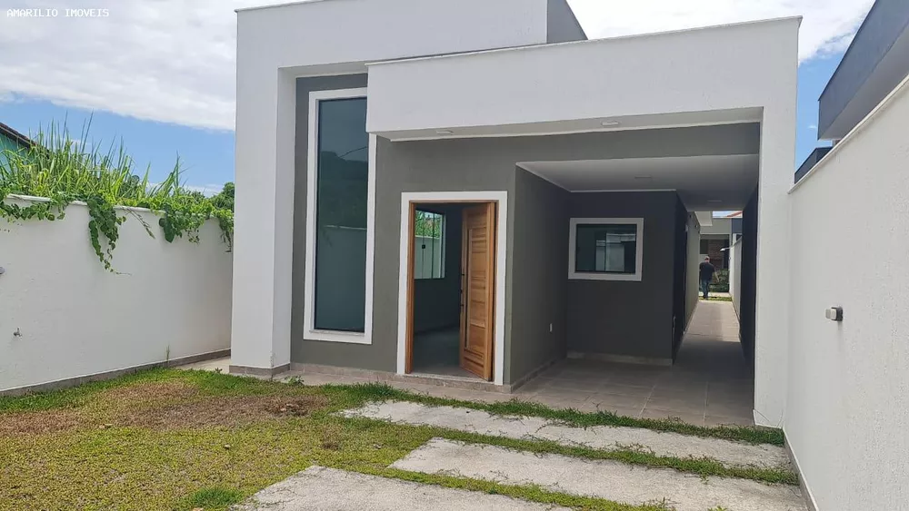 Casa à venda com 3 quartos, 300m² - Foto 1