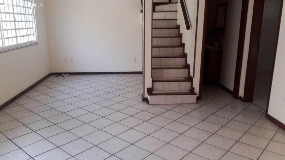 Casa, 4 quartos, 110 m² - Foto 2